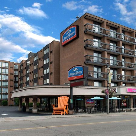 Howard Johnson Plaza By Wyndham By The Falls Niagara Bagian luar foto